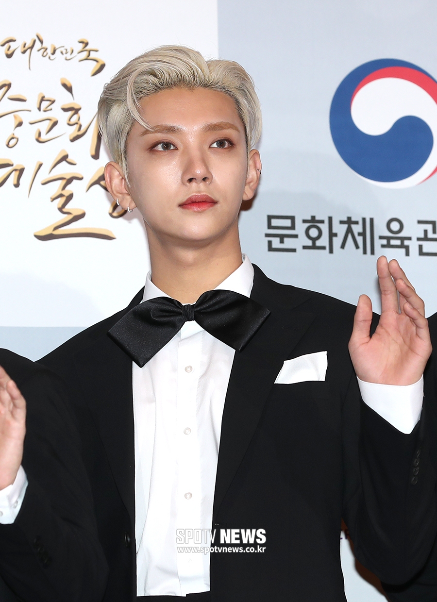 [포토S] 세븐틴 조슈아, 날카로운 외모