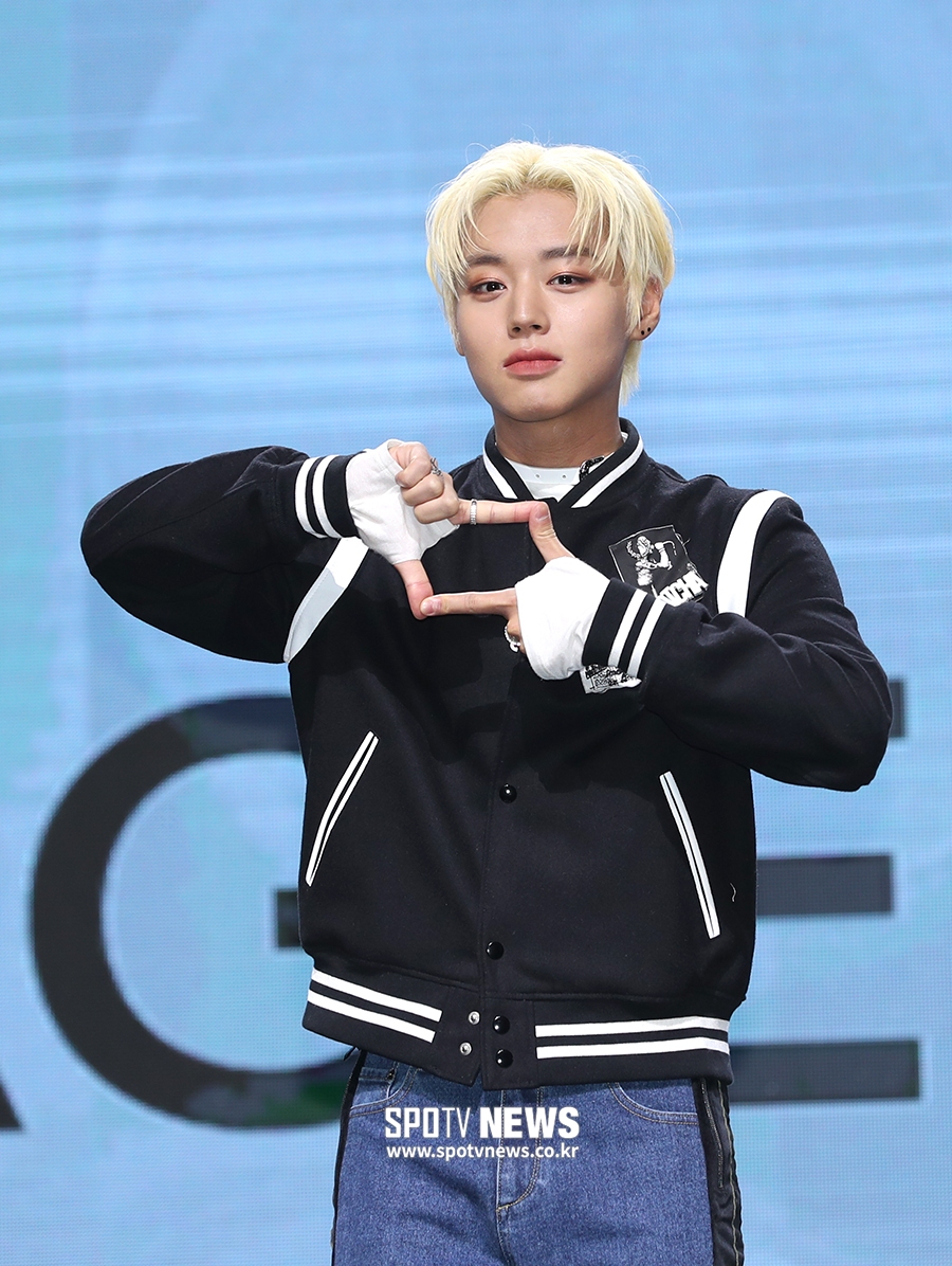 [포토S] 박지훈, '눈빛까지 섹시해졌네'