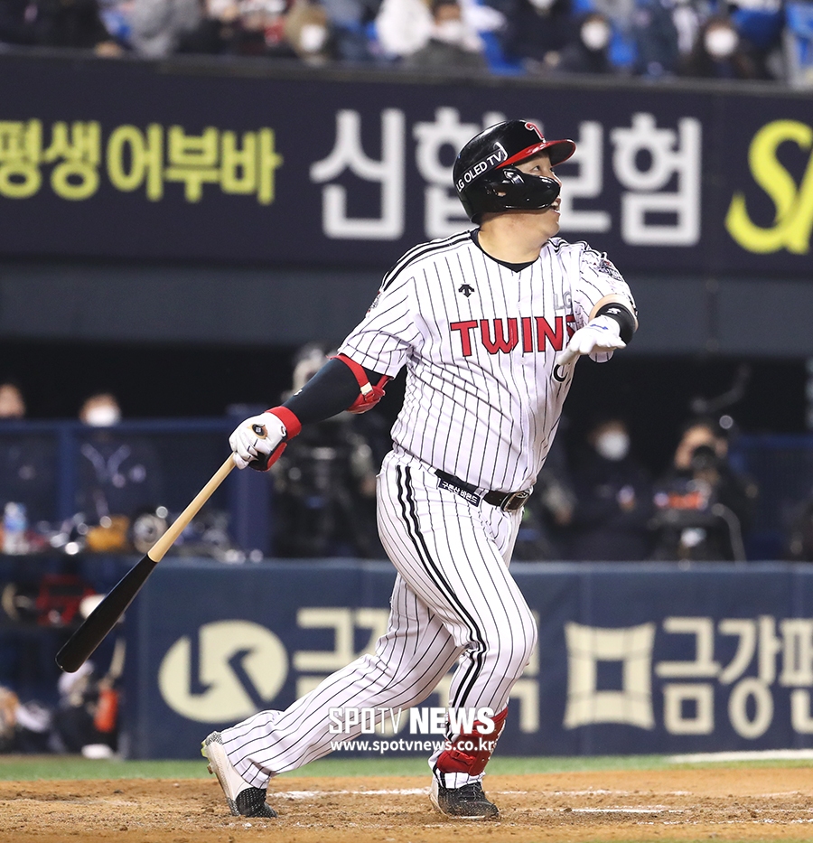 [포토S] 김현수, 가을 악몽 씻는 투런포 폭발!
