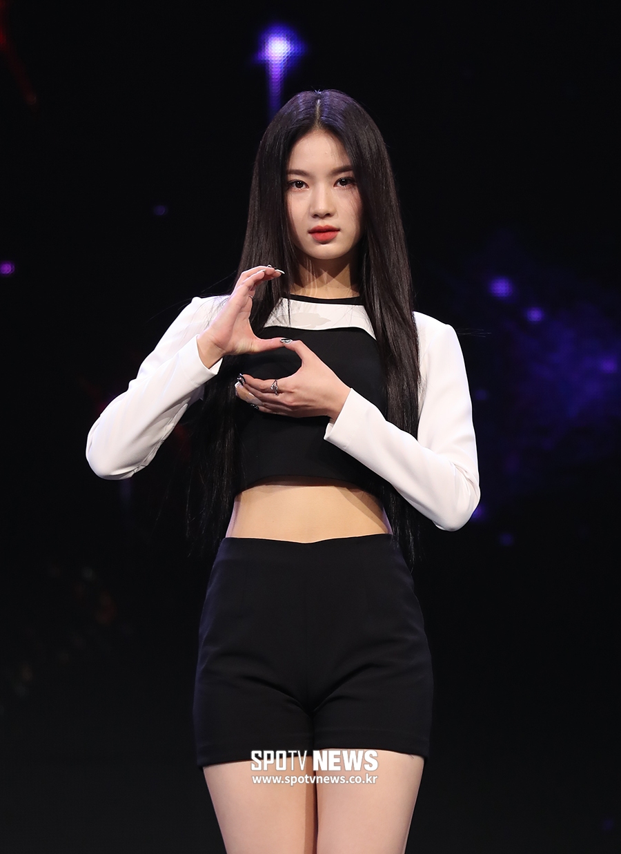 [포토S] 스테이씨 아이사, 카리스마 눈빛