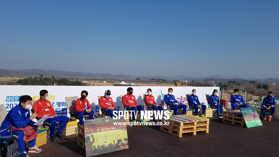 "승패 나면 악수하고 깔끔하게 끝나지 않나", 안정환의 '축구 평화 기여론'