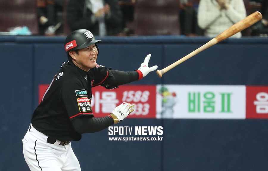 [포토S] 유한준, 드디어 터진 선취 적시타!