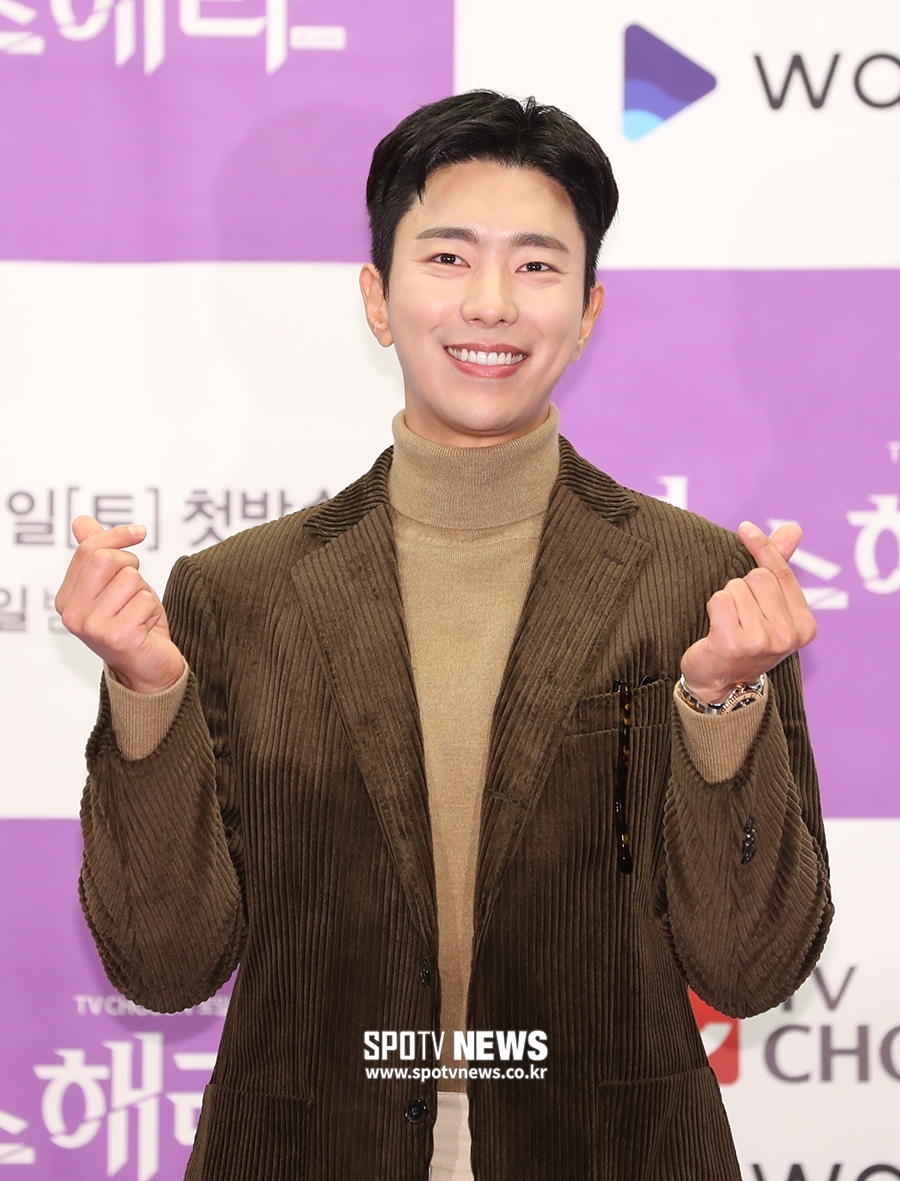[포토S] 윤현민, 젠틀한 미소