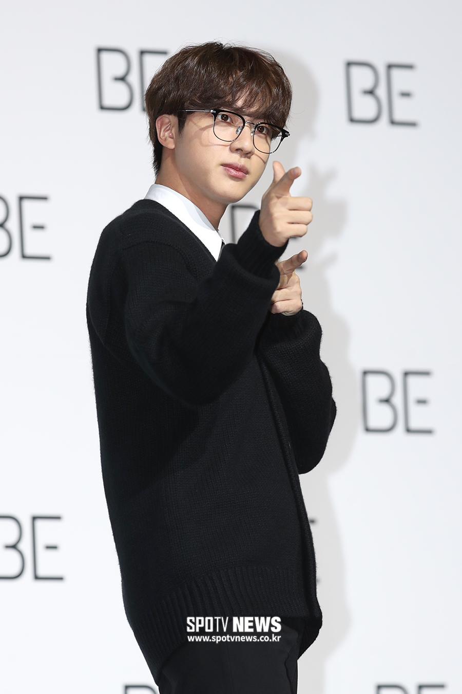 [포토S] 방탄소년단 진, 아미들 향해 빵야