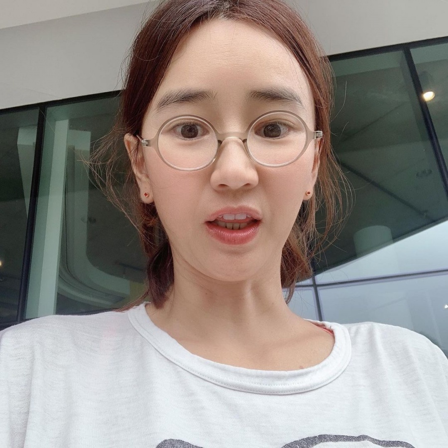 윤현숙, 50세 동안 비결은 양악 수술이었나…하와이서 '힐링' 근황