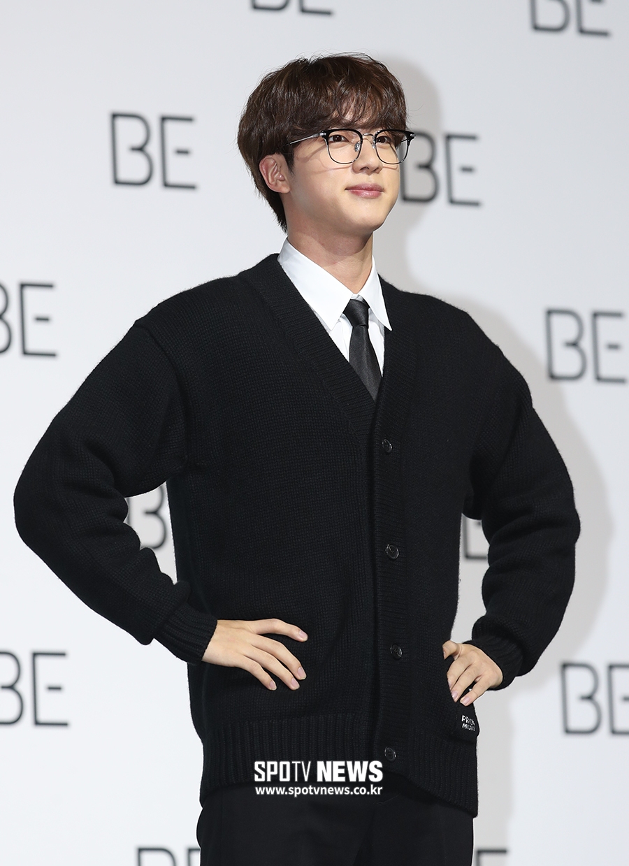 [포토S] 방탄소년단 진, 안경이 찰떡!