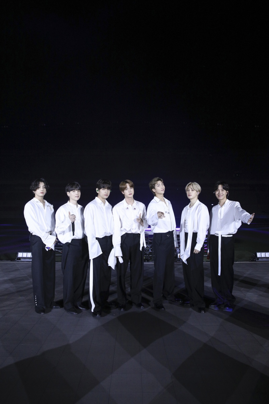 방탄소년단, 美'2020 AMAs' 3년연속 수상…"음악으로 위로하는 그룹 되고파"