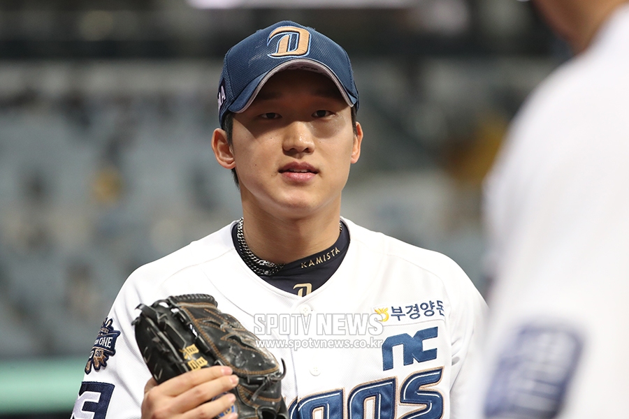 '7이닝 무실점 승리투수' NC 구창모, KS 5차전 MVP 선정
