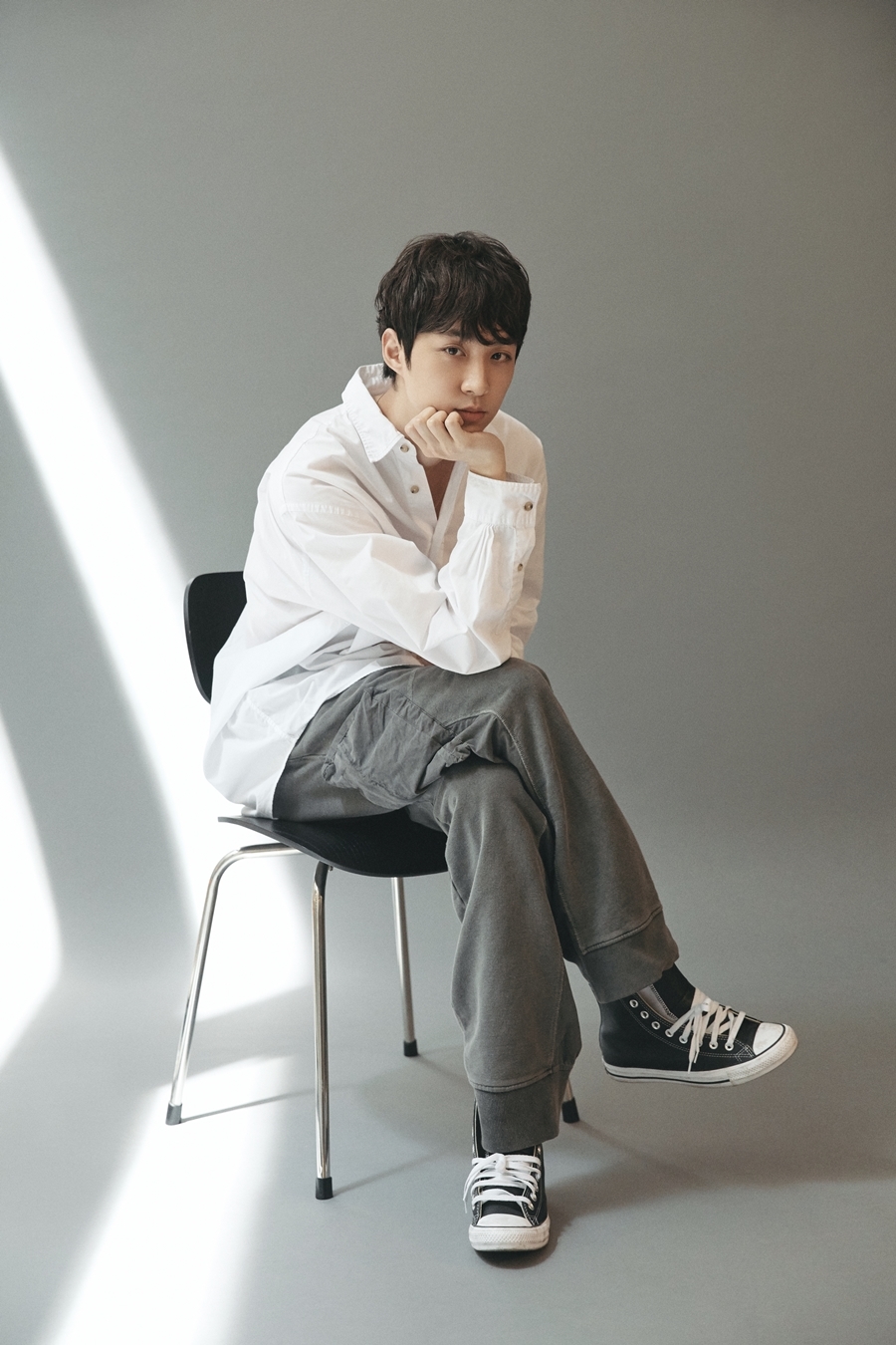 영화 감독도 90년대생이 왔다…'콜' 이충현 감독[인터뷰S]