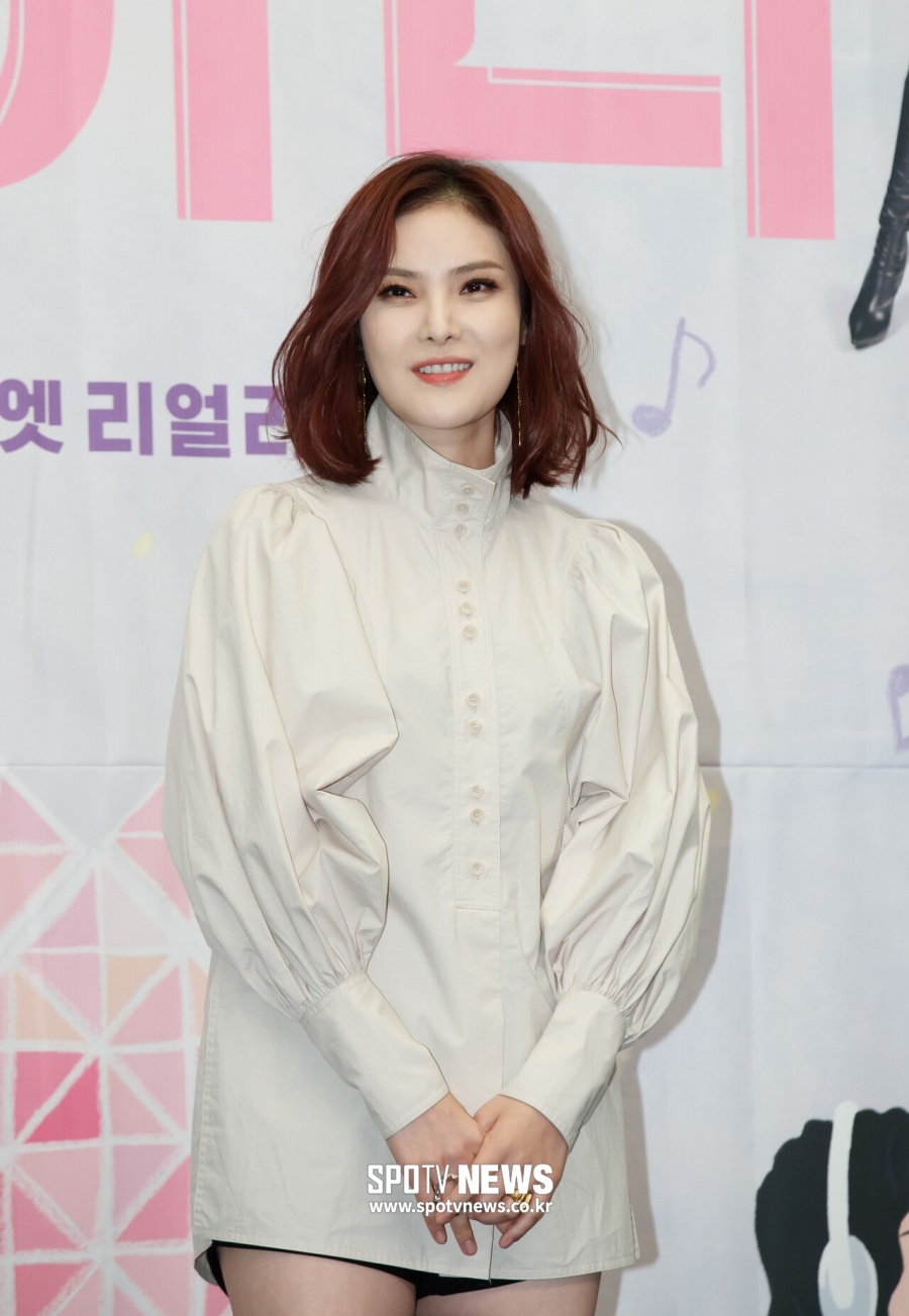 거미, 코로나19 검사 후 결과 대기 중…"'유스케'서 에버글로우와 인사"