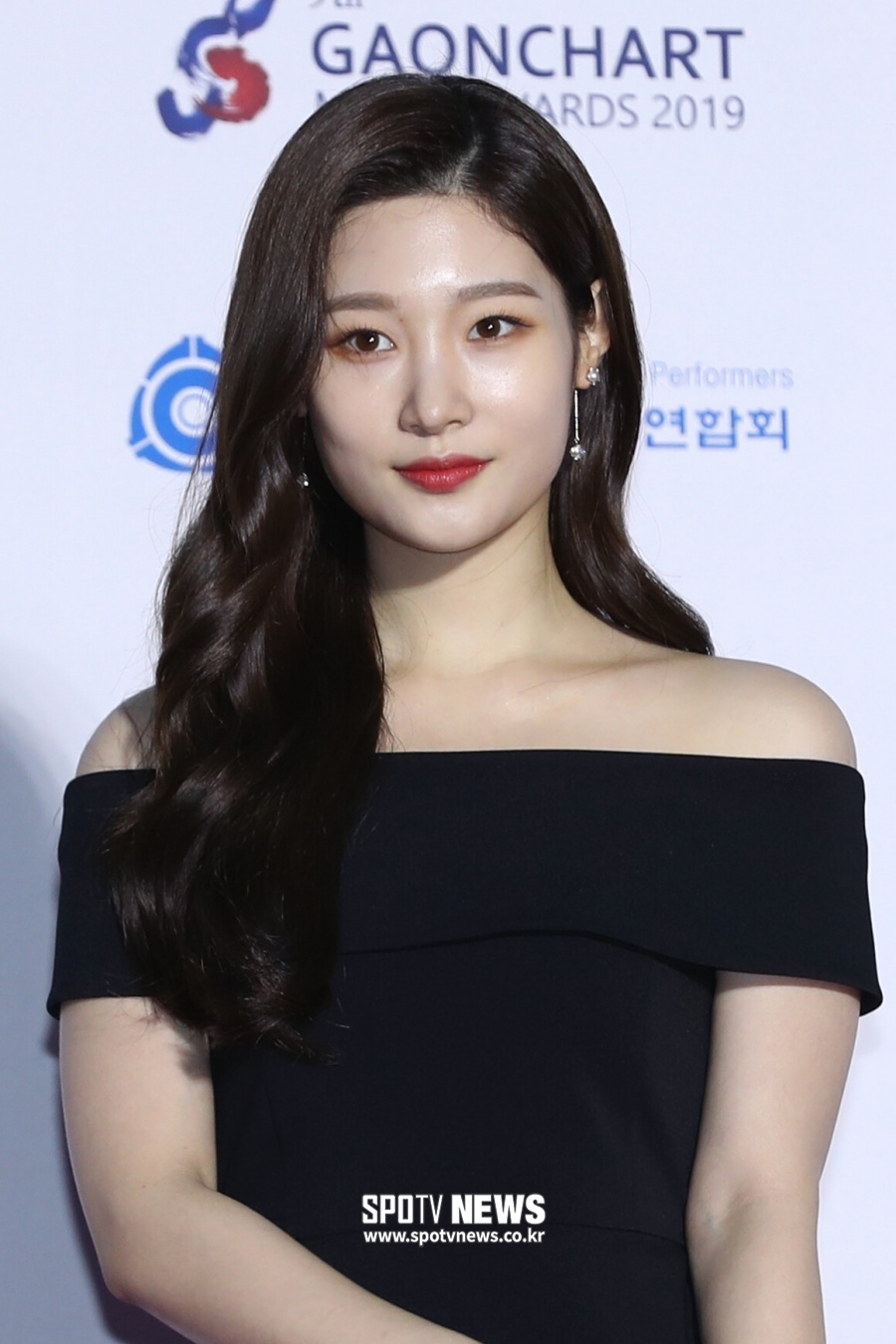 정채연, 코로나19 음성…"생일파티 아니라 식사, 심려끼쳐 죄송"[공식입장]