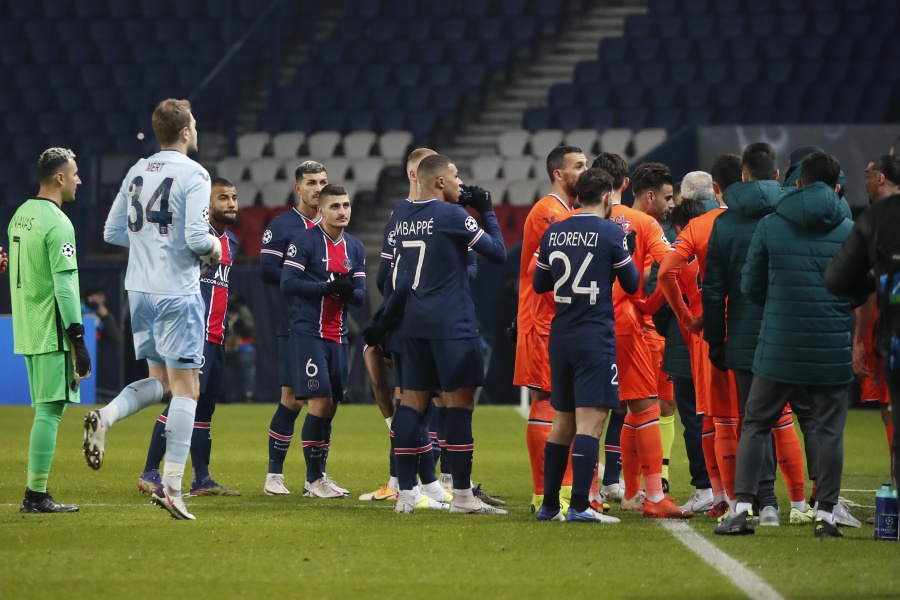대기심의 인종차별 발언…PSG-바샥셰히르전 중단…10일 경기 열릴 듯