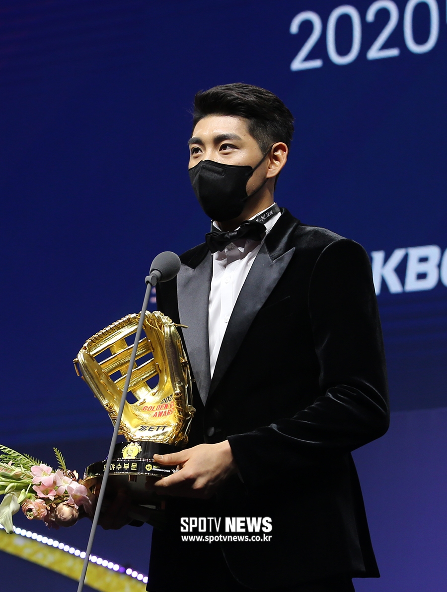 [포토S] 골든글러브 이정후, KBO 최고의 스타 증명