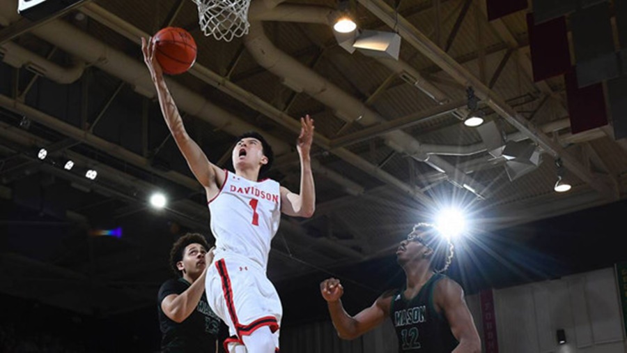 NCAA 2년 차에 평균 17득점…이현중 "갈 길 멀다, 이제 시작"