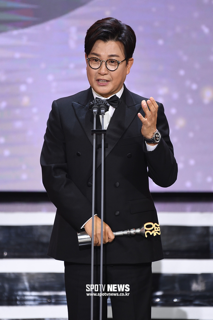 [포토S] 김성주, 공익예능상 수상