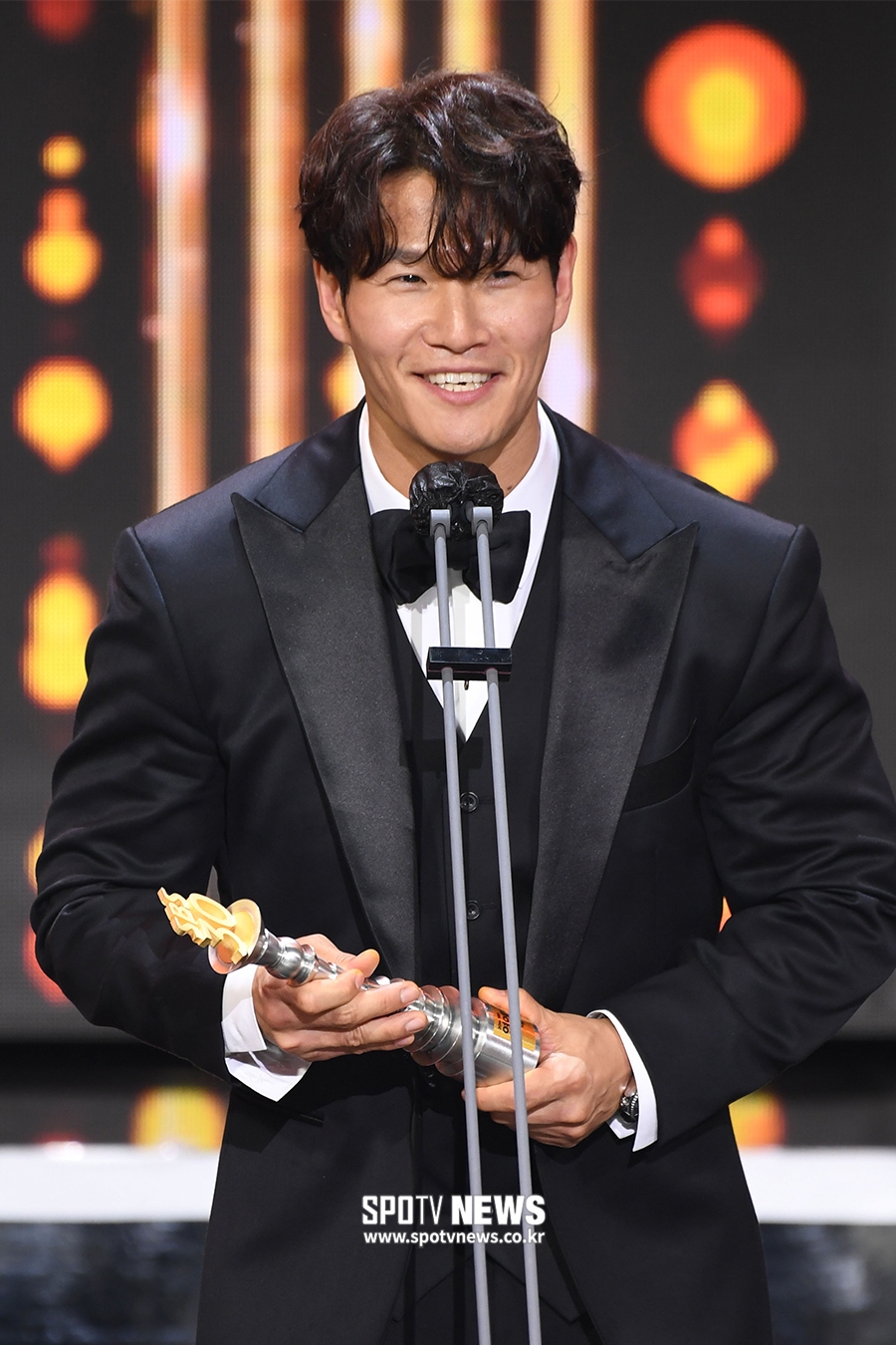 [포토S] 김종국, SBS 연예대상 대상 영예