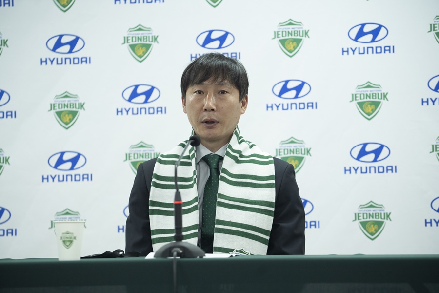 김상식 전북 감독 "첫해 목표 트레블…전북 감독이라면 당연"