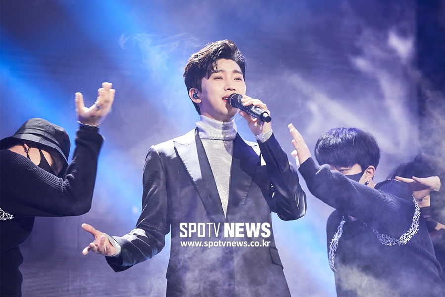 [포토S] 임영웅, 영웅시대와 2020년 마지막 밤을 함께