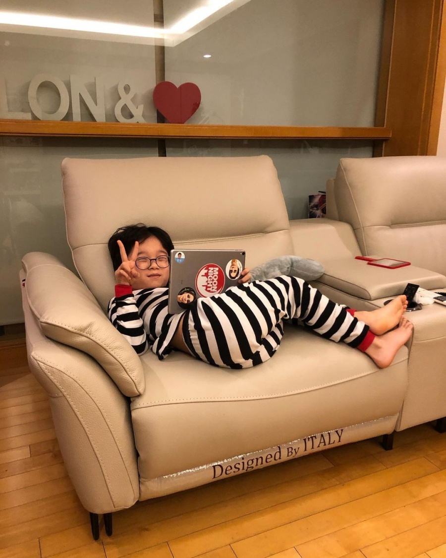 '김송♥'강원래, 8번 시험관 시술끝 낳은 아들 '폭풍성장'…"올해 초등학교 입학"