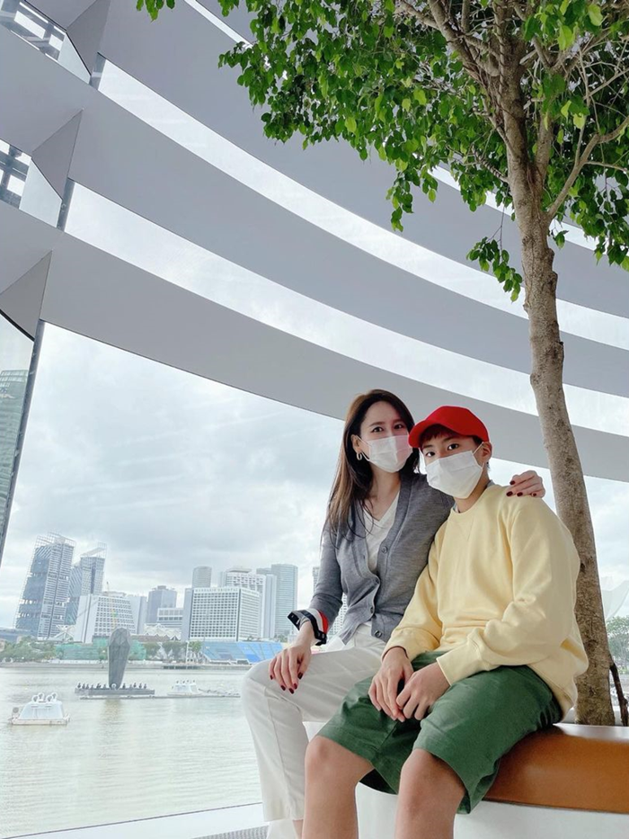 '안정환♥'이혜원, 싱가포르 유학중인 아들 박보검인줄…"진짜 많이 컸네"