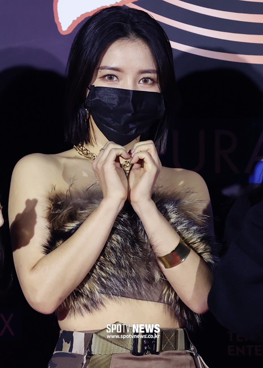 [포토S] 마마무 솔라, 매혹적인 눈빛