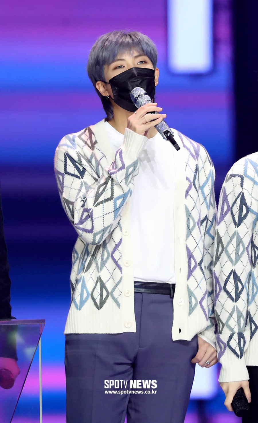 [포토S] 방탄소년단 RM, 믿음직한 리더!