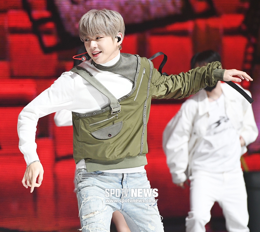 [포토S] 강다니엘, 사랑스러운 강아지상