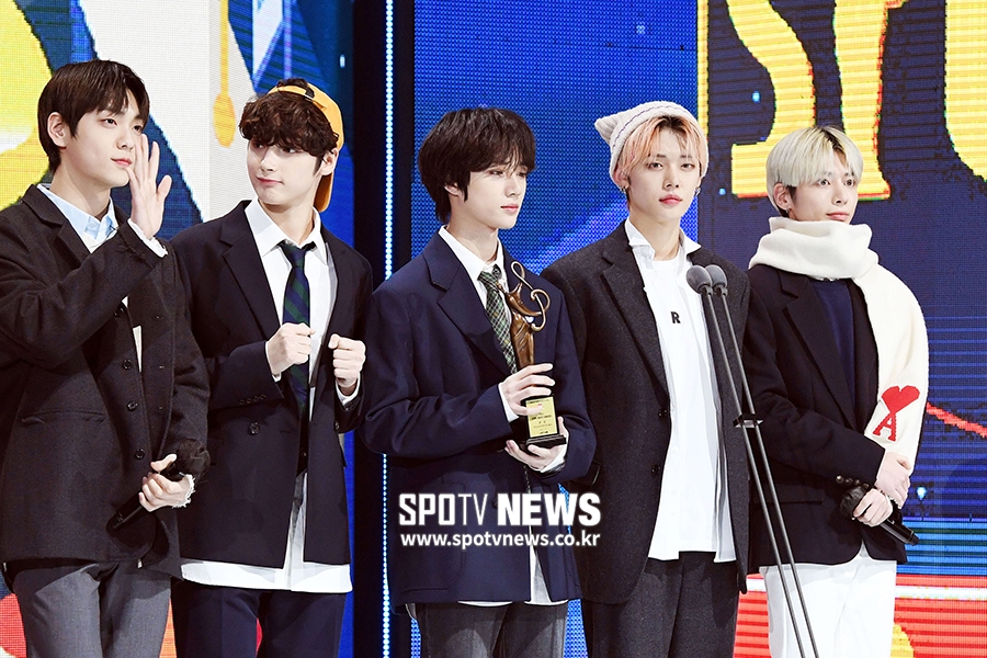 [포토S] TXT, 서울가요대상 본상 수상