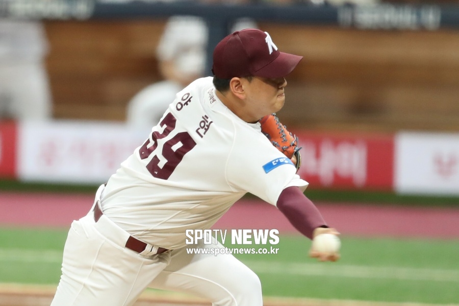 '3년 검증론' 뚫기 위해…양현은 매일 커브를 던진다