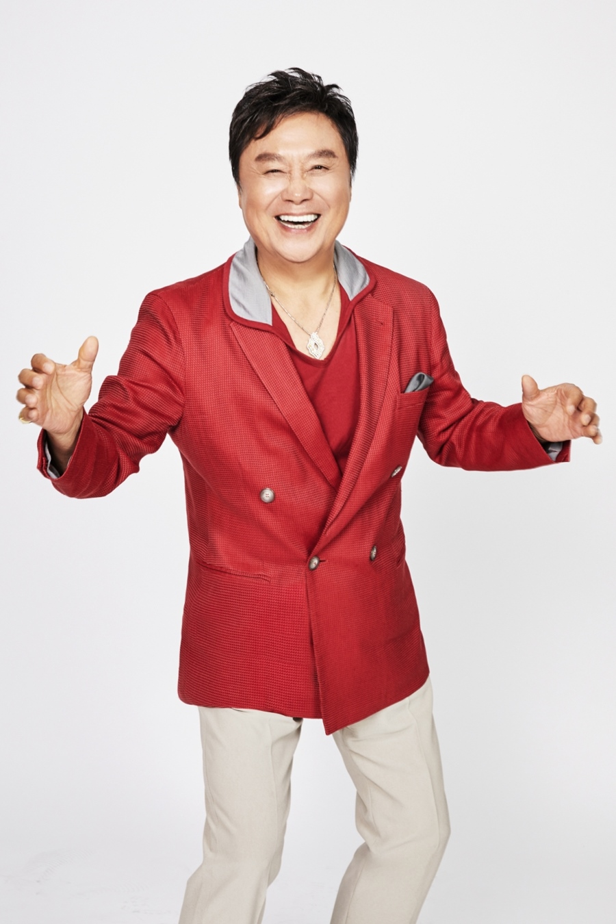 남진, MBN '소문난 님과 함께'로 첫 야외 예능 MC 도전[공식]