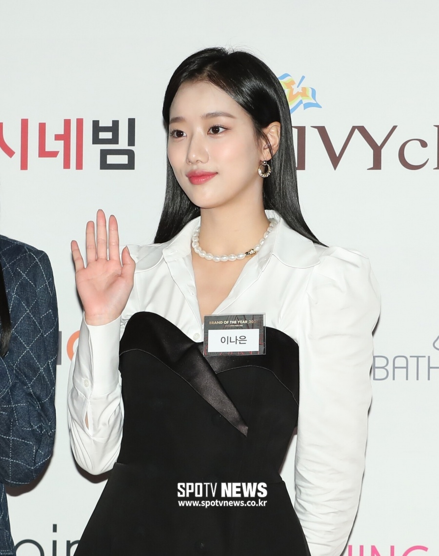 [단독]이나은, 지니킴 광고도 삭제…"왕따 등 사안 심각성 고려"