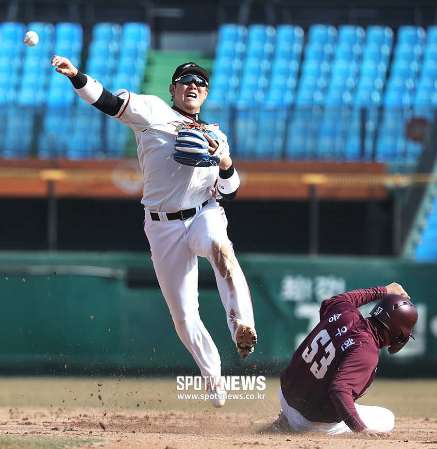 [포토S] 하주석, 환상적인 더블플레이!