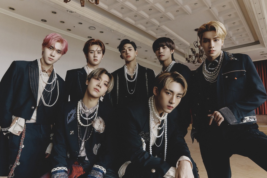 WayV, 오늘(10일) 새 앨범 '킥 백' 발표…한국어 버전도 수록