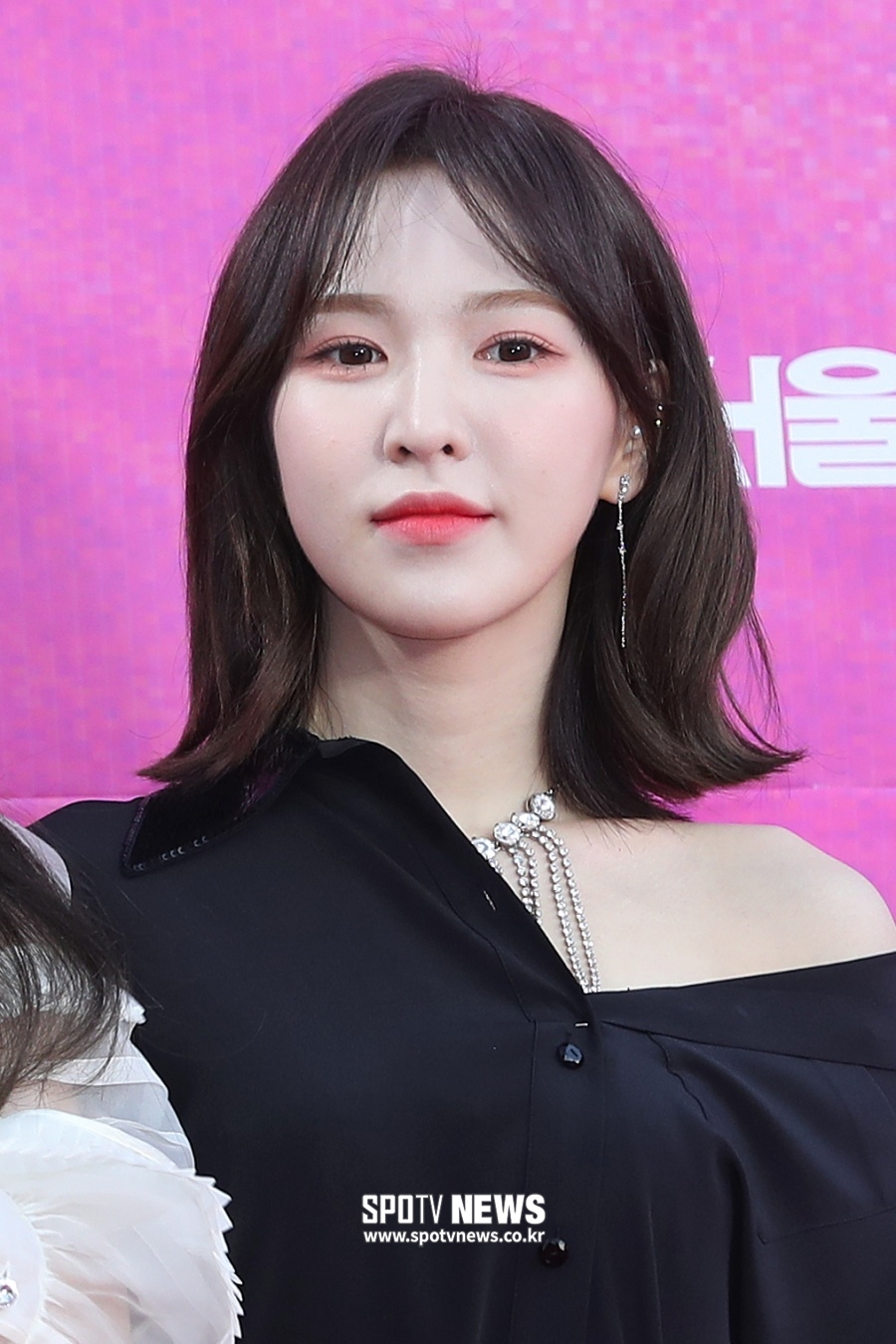 레드벨벳 웬디, 4월 솔로음반 발매…멤버 중 첫 솔로 데뷔[공식입장]