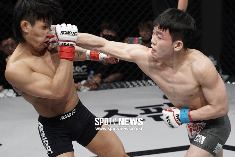 ARC 평균 '만 23.1세'…로드FC는 세대교체 준비 중