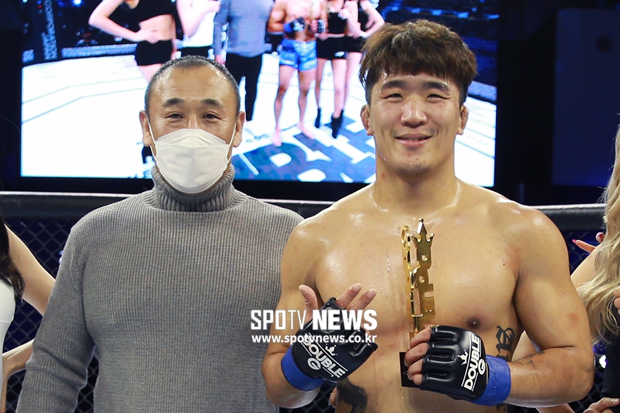 "기습 '선빵' 잊었다…하빕처럼 완성형 레슬러로!" 안종기 더블지FC 2연승 도전