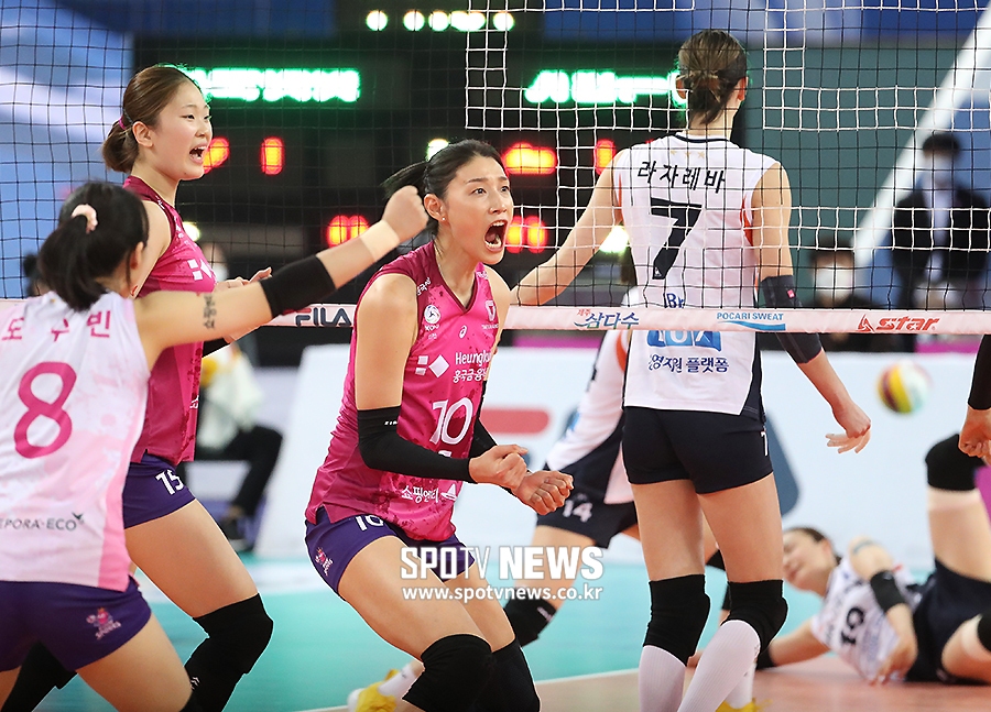 [포토S] 김연경-표승주, 엇갈린 희비