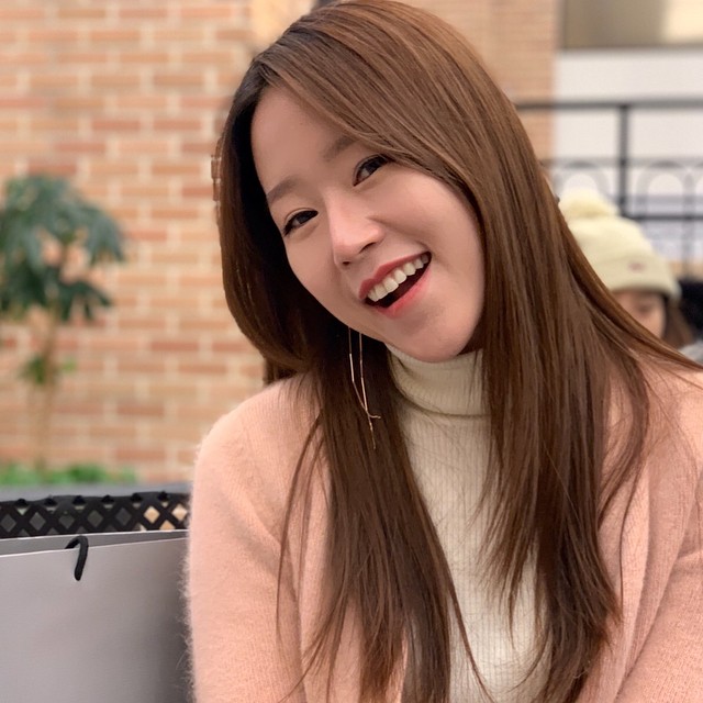 '으르렁‧아츄 작사가' 서지음, 27일 가수로 데뷔…신곡 '명왕성' 발표