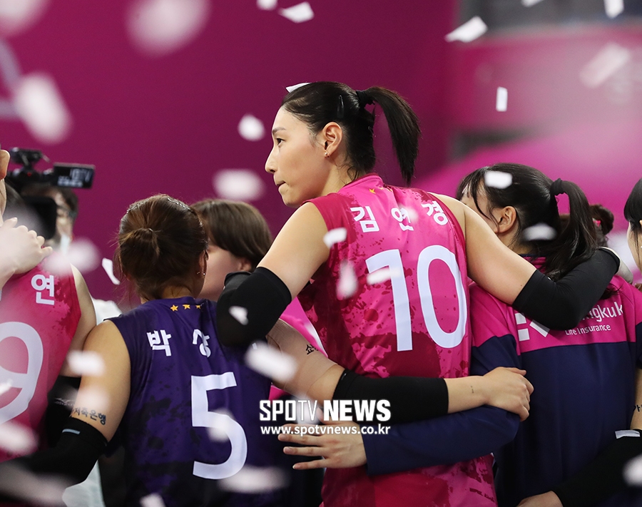 [포토S] 준우승 거둔 김연경, 배구 여제의 아름다운 마무리