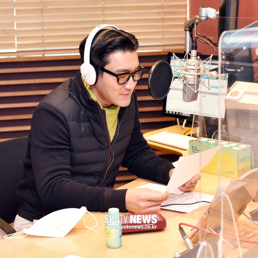[포토]MBC 굿모닝FM, 오늘은 최시원 입니다