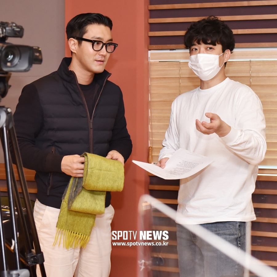 [포토]최시원 '정영선 PD님, 이렇게 진행해볼까요?!'