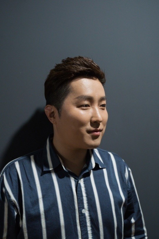 '커밍아웃 트로트가수' 권도운, 방역수칙 위반 고백 "활동 중단하고 자숙"[전문]