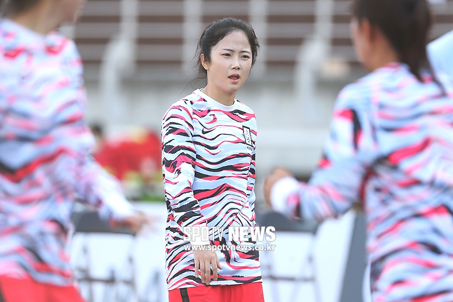 [포토S] '얼짱 스타' 이민아, 중국과 경기를 앞두고