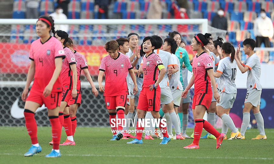 [포토S] 만리장성 넘지 못한 한국, 도쿄행 빨간불