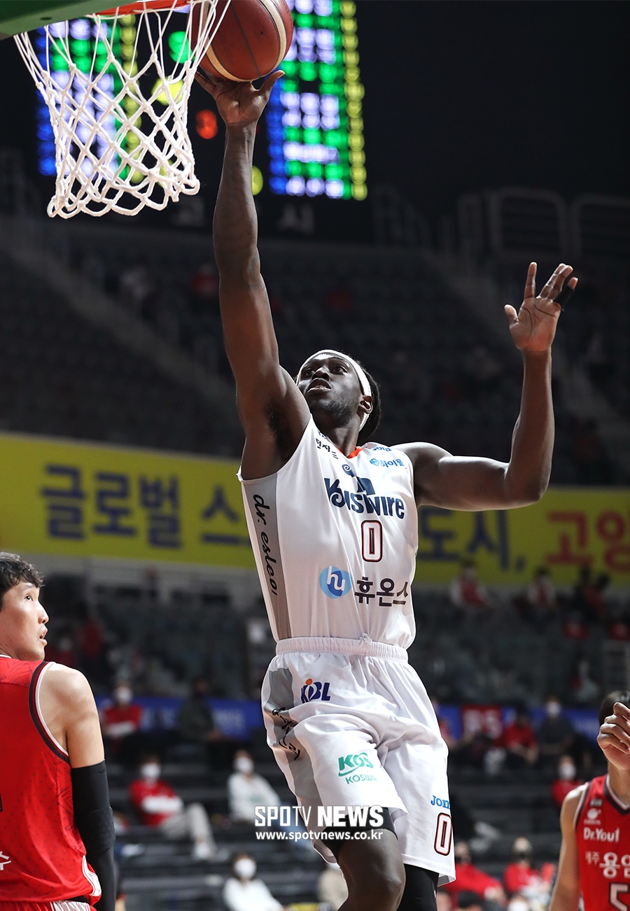 [포토S] 모트리, 가볍게 레이업