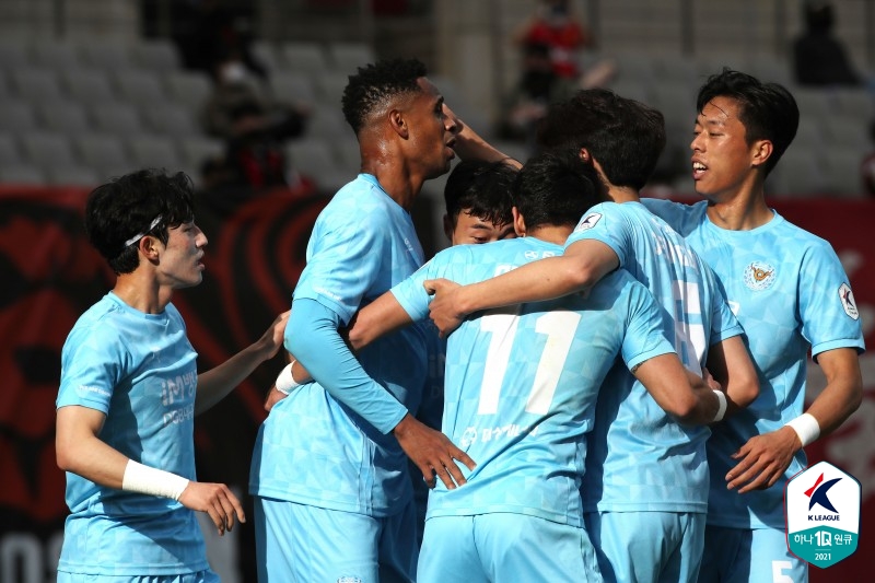 '공격 창조' 세징야-'수비 리더' 홍정운, 두 축이 대구 윤활유다