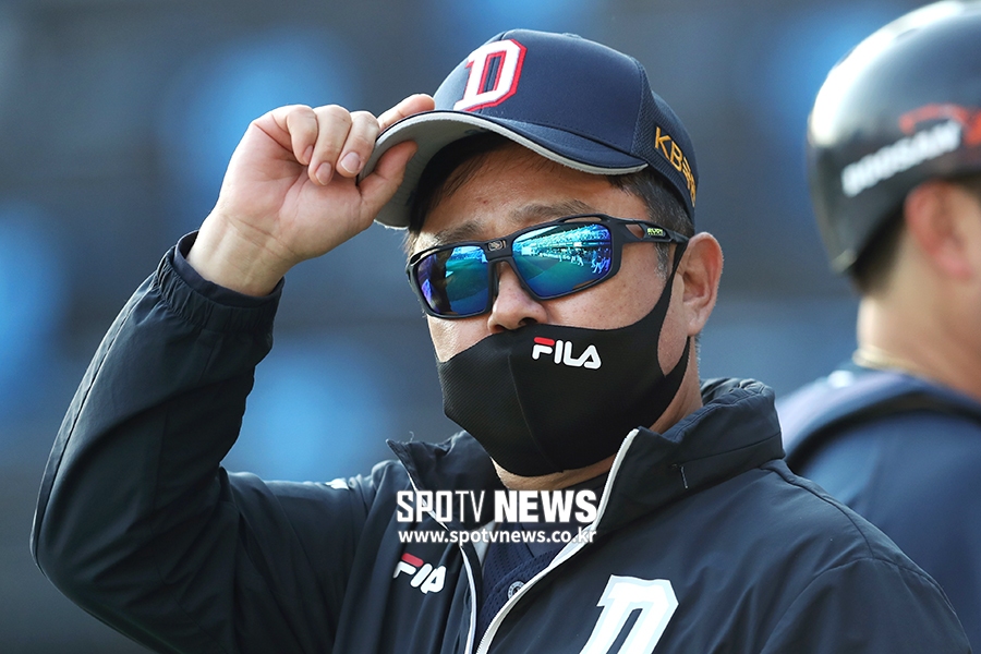 [포토S] 김태형 감독, LG와 3연전은 위닝시리즈로