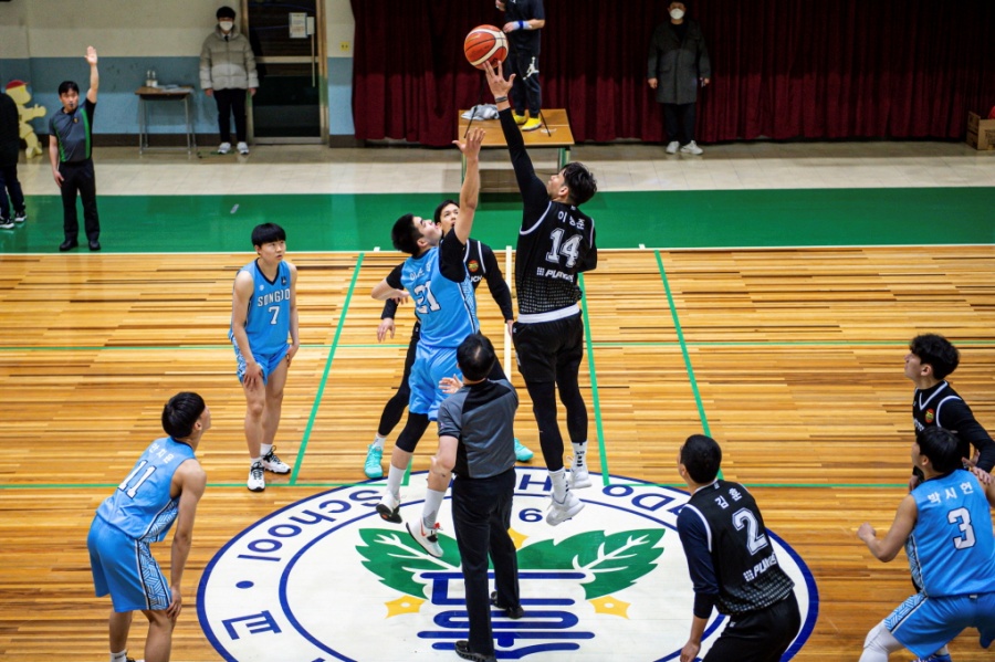 터치플레이 '새싹밟기’'본경기 돌입…KBL 레전드 깜짝 놀라게 한 새싹 등장