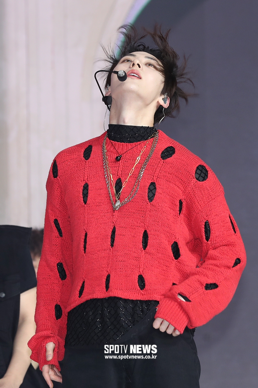 [포토S] 뉴이스트 민현, 황제의 머리칼