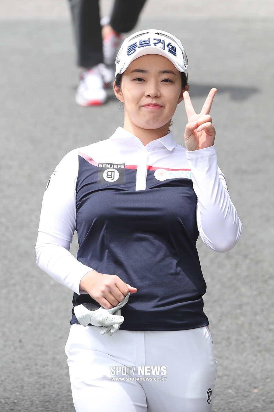 [포토S] 김수지, 귀엽게 브이!